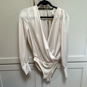 Blouse bodysuit